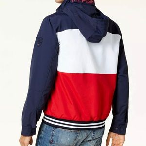 Tommy Hilfiger Mens Lightweight Jacket Size LARGE